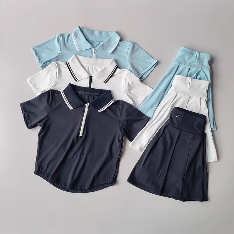 Tenue Tennis & Padel Femme – Polo Court & Jupe Short Plissée